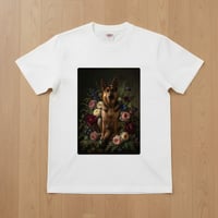 犬（ジャーマンシェパード）半袖Tシャツ 花の油絵風アート ホワイト 男女兼用