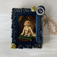 うさぎ（ライオンヘッド）バッグチャーム ルネサンス風 ブラック額縁デザイン