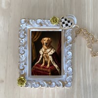 犬（ゴールデンレトリバー）バッグチャーム ルネサンス風 ホワイト額縁デザイン