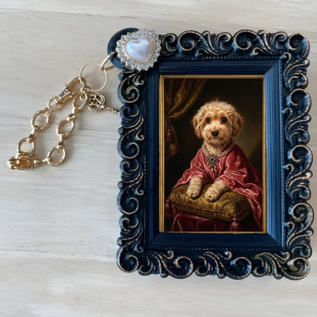 犬（トイプードル）バッグチャーム ルネサンス風 ブラック額縁デザイン