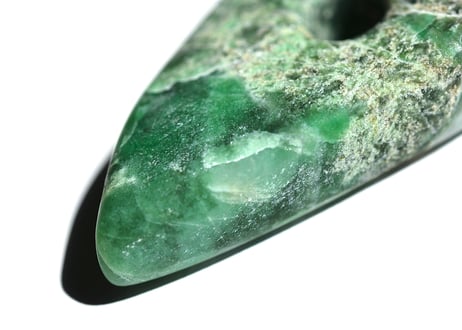 糸魚川翡翠 牙型大珠 34mm｜縄文古代造形 / Itoigawa Jadeite TAISHU
