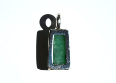 糸魚川翡翠　金山谷　シルバー925ペンダントトップ　ミントグリーン　15mm / Itoigawa Jadeite Silver Pendant