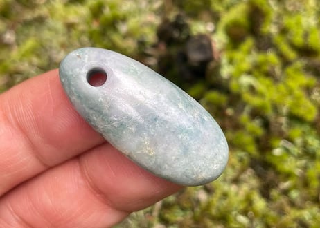 糸魚川翡翠　垂飾　青灰色・水色　5.95g / Itoigawa Jadeite SUISHOKU