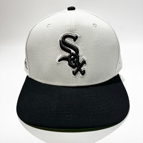 USA買付 Chicago White Sox Fanatics Line Drive Two-Tone Snapback Cap – Light Gray / Black　 US-24