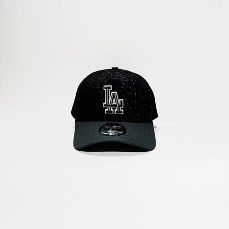 USA買付　NEW ERA 9FORTY A-FRAME LA DODGERS REPTILE BLACK / CHARCOAL　 NE-52