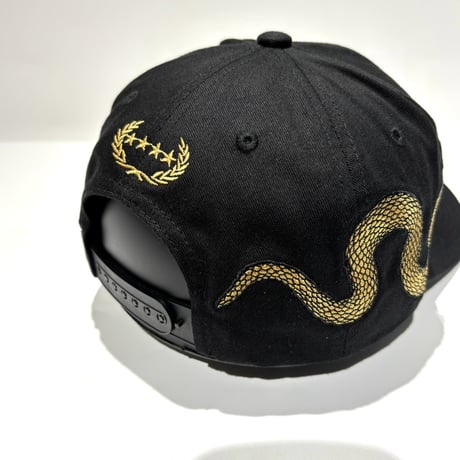 USA買付 FIELD GRADE NO F*CKS GIVEN GOLD SNAKE スナップバックキャップ / BLACK×GOLD  US-51