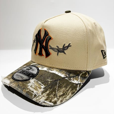 USA買付　NEW ERA New York Yankees Visor Distress Camel 9FORTY A-Frame Cap NE-83
