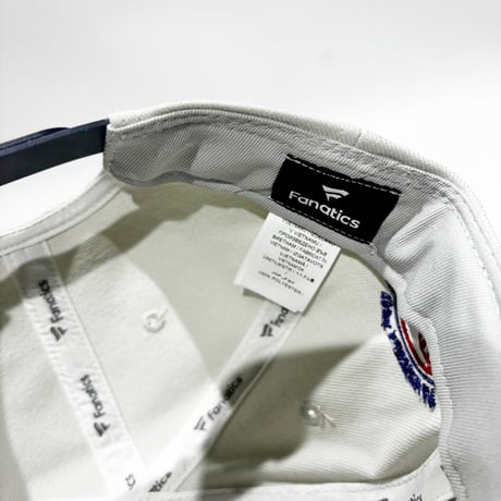 USA買付  NEW YORK YANKEES FANATICS SNAPBACK CAP – OFF WHITE / NAVY　 US-17