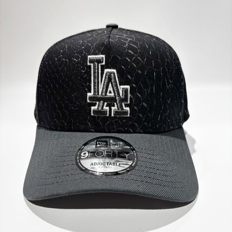 USA買付　NEW ERA 9FORTY A-FRAME LA DODGERS REPTILE BLACK / CHARCOAL　 NE-52