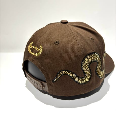 USA買付 FIELD GRADE F*CK OFF RESPECTFULLY GOLD SNAKE スナップバックキャップ / BROWN×GOLD US-53