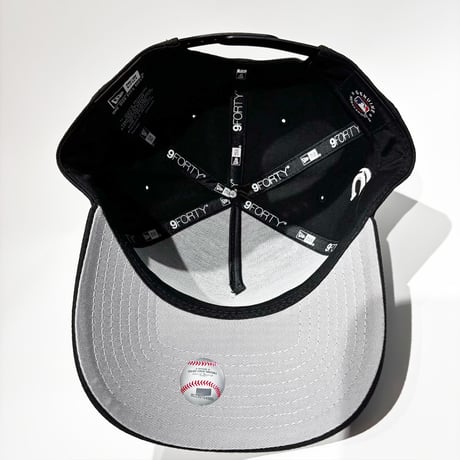 USA買付  Chicago White Sox  Gothic Wordmark Patch 9FORTY A-Frame  – Black NE-62