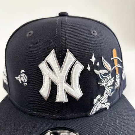 USA買付　NEW ERA 9FIFTY New York Yankees × Looney Tunes Bugs Bunny Snapback Cap – Navy  NE-38