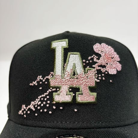 USA買付　NEW ERA 9FORTY A-FRAME LOS ANGELES DODGERS SAKURA BLACK　NE-110