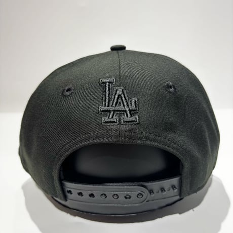 USA買付　NEW ERA 9FORTY A-FRAME LOS ANGELES DODGERS SAKURA BLACK　NE-110