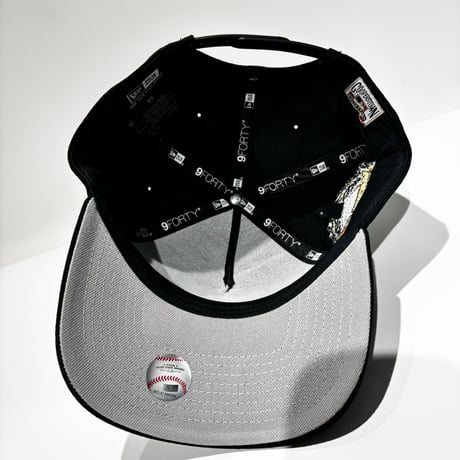 USA買付 NEW ERA 9FORTY A-FRAME CHICAGO WHITE SOX ROSE 2005 WORLD SERIES CAP BLACK　 NE-97