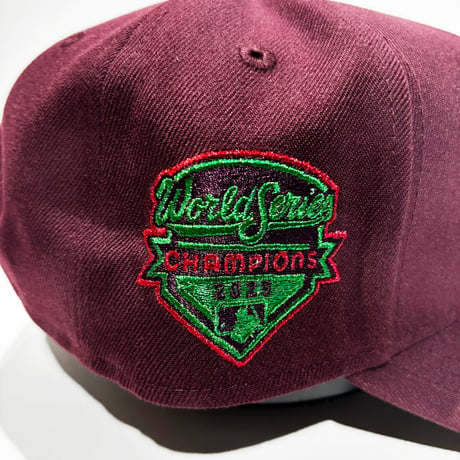 USA買付　NEW ERA Los Angeles Dodgers 9FORTY A-Frame World Series Champions Cap – Burgundy / Green NE-81