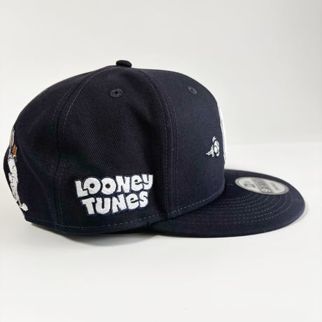 USA買付　NEW ERA 9FIFTY New York Yankees × Looney Tunes Bugs Bunny Snapback Cap – Navy  NE-38