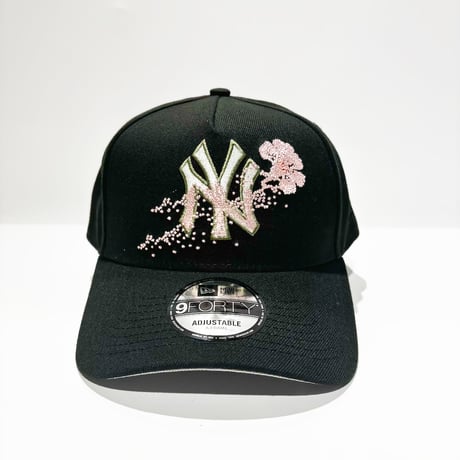 USA買付NEW ERA 9FORTY A-FRAME NEW YORK YANKEES SAKURA FLORAL SNAPBACK CAP BLACK　 NE-101