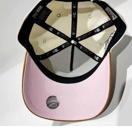 USA買付 NEW ERA  NY  LEOPARD 1999 WORLD SERIES SNAPBACK CAP IVORY / CAMEL NE-102