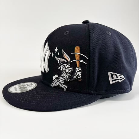 USA買付　NEW ERA 9FIFTY New York Yankees × Looney Tunes Bugs Bunny Snapback Cap – Navy  NE-38