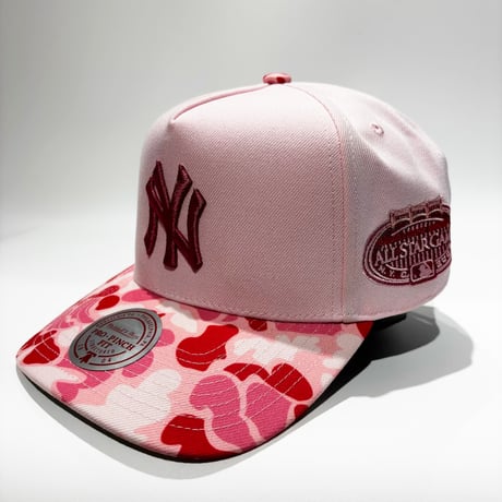 USA買付 Mitchell & Ness New York Yankees  Pink Camo Pro Pinch Fit Snapback Cap  US-29