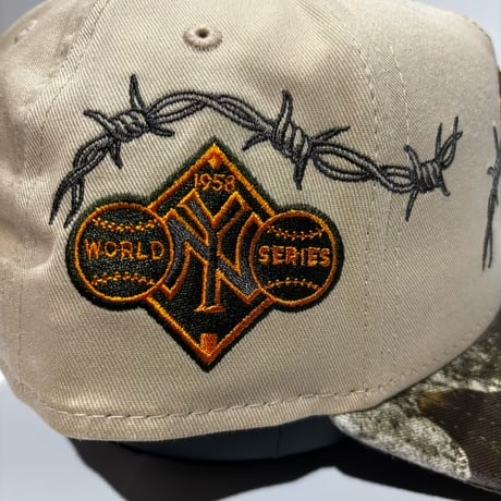 USA買付　NEW ERA New York Yankees Visor Distress Camel 9FORTY A-Frame Cap NE-83