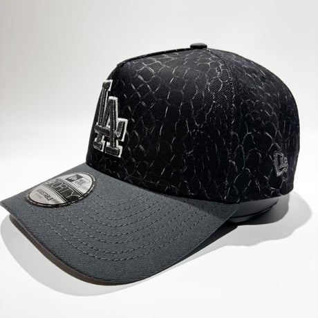 USA買付　NEW ERA 9FORTY A-FRAME LA DODGERS REPTILE BLACK / CHARCOAL　 NE-52