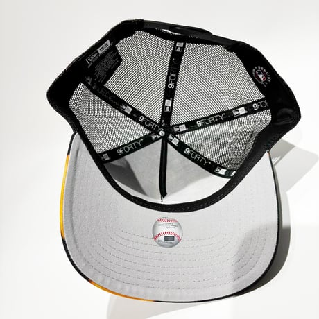 USA買付　USA買付 NEW ERA Boston Red Sox 9FORTY A-Frame Bleach Print Trucker Cap – Black/Orange　 NE-55