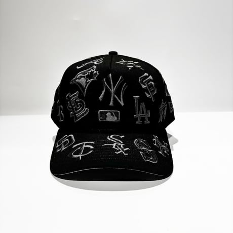 USA買付　 NEW ERA MLB All Over Team Logo 9FORTY A-Frame Cap – Black / Monochrome　 NE-80