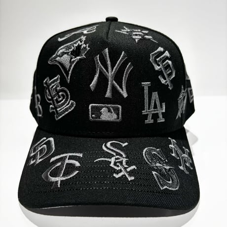 USA買付　 NEW ERA MLB All Over Team Logo 9FORTY A-Frame Cap – Black / Monochrome　 NE-80