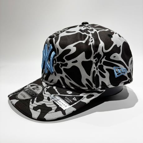 USA買付　NEW YORK YANKEES 19TWENTY ABSTRACT CAMO CAP – BLACK / WHITE / LIGHT BLUE　 NE-76