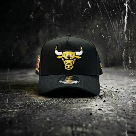 USA買付 Chicago Bulls New Era 9FORTY A-Frame Three-Peat Gold Logo Adjustable Cap – Black　NE-67