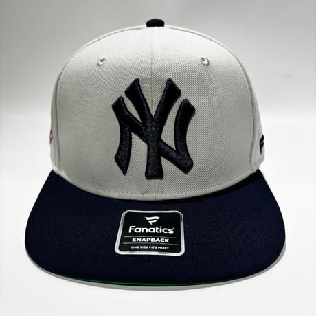 USA買付  NEW YORK YANKEES FANATICS SNAPBACK CAP – OFF WHITE / NAVY　 US-17