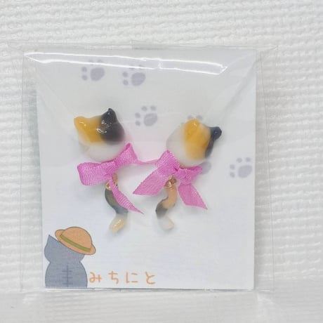 おめかし猫ピアス