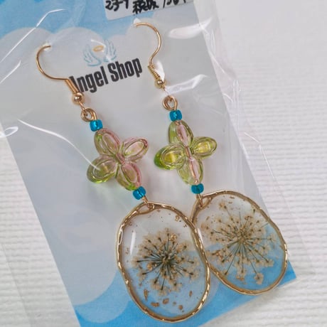 押し花レジンパーツ(白)アクセサリー