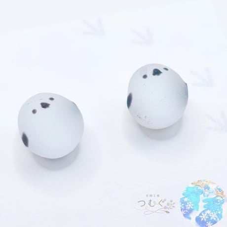 ふんわりシマエナガピアス
