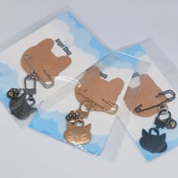 【猫の日限定！】猫チャーム＋肉球チャームブローチ
