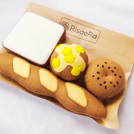 フェルトままごと　パン屋さん
