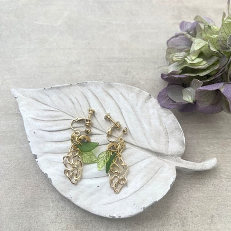 リーフビーズアクセサリー