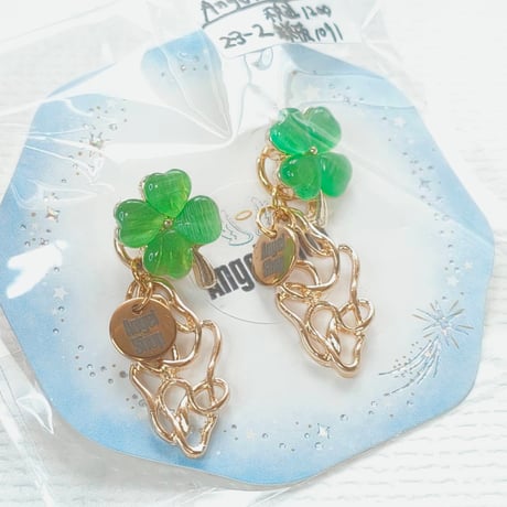 クローバーシリーズピアス