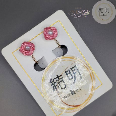 小花のイヤリング