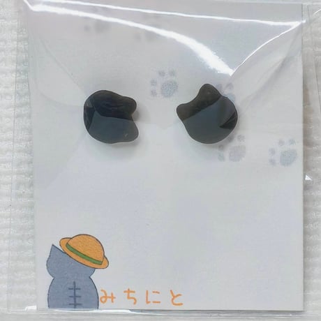 猫ピアス