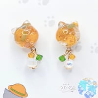 ミモザな猫ピアス