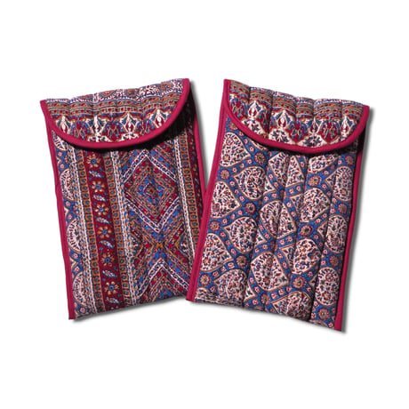 PARIA FARZANEH LAPTOP CASE