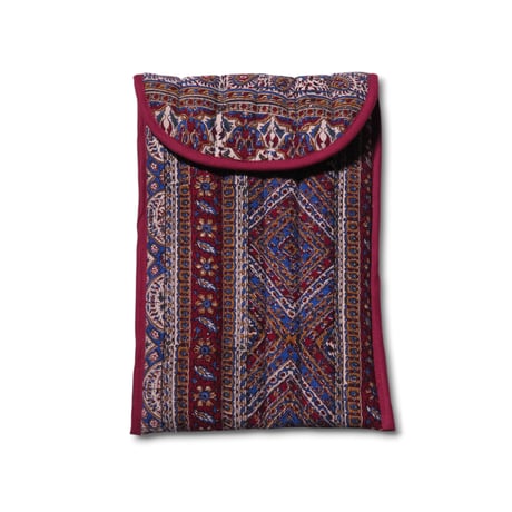 PARIA FARZANEH LAPTOP CASE