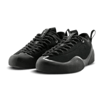 VILLAGE PM 1PM BLACK