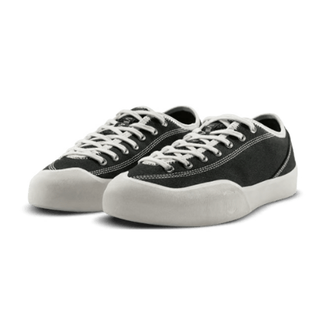 VILLAGE PM 1.30PM BLACK / WHISPER WHITE