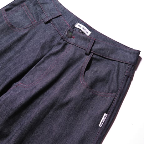 THIS UNIFORM APPLIQUE PATCH JEANS INDIGO