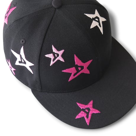 DOLLY FITTED STAR CAP BLACK