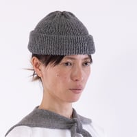 TSUYUMI A simple shallow beanie　〈手編み シンプル・シャロー・ビーニー〉